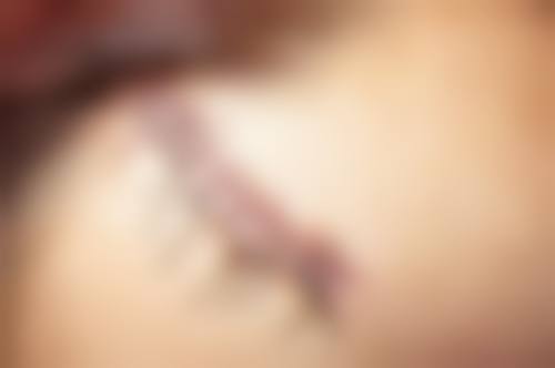 首先，个性化定制是其一大优势。医院强调为每一位爱美者量身定制整形方案，充分考虑个人的面部特征、身体条件和需求，让术后成效更加自然、符合个人特色。其次，骨干医生团队实力雄厚，来自不同国内和地区的专精整形骨干医生汇聚于此，他们带来了不同的技术和理念，能够为爱美者提供多样化的选择。再者，医院注重手术安心和成效，从术前的详细检查和方案设计，到术中的精细操作，再到术后的精心护理，每一个环节都严格把控，保护爱美者的权益。