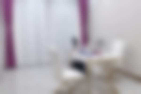 渝北区重庆松山医院张朝梅收费和其他医生对比怎么样？