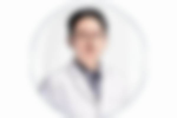 【雷状医生荣誉资质：】