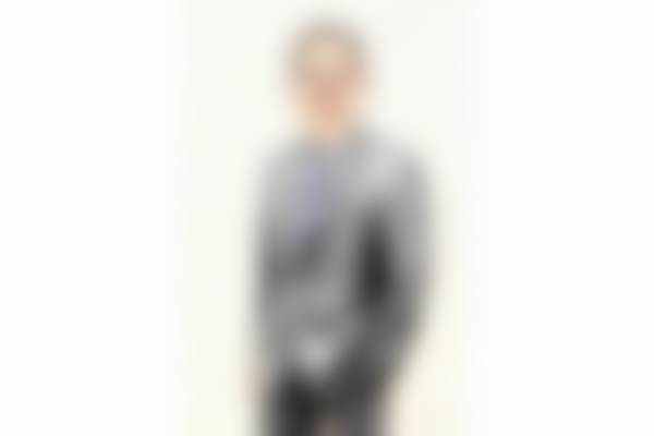 {邓智仁