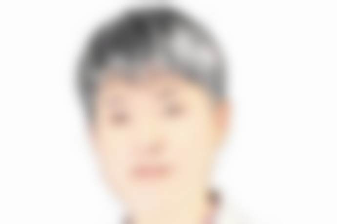 李昶旼
