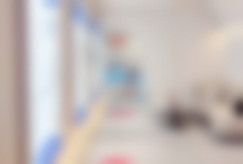 开封莫奈时光医疗美容门诊部提供多种特色医疗美容项目,包括眼部整形、鼻部整形、面部轮廓、唇部整形、胸部整形、美体塑形、皮肤美容、私密整形、激光脱毛、半恒久妆、假体隆胸、瘦身等。这些项目能够满足不同求美者的多样化需求,无论是想要改善面部五官的精致度,还是塑造理想的身材曲线,都能在这里找到适合自己的方案。