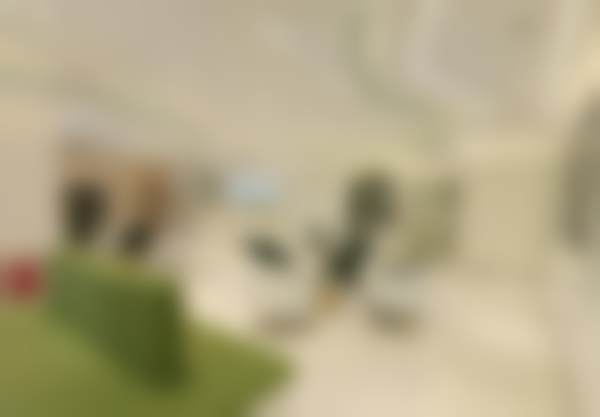 昆明吴氏嘉美崇臣口腔门诊部昆明吴氏嘉美崇臣口腔门诊前台区
