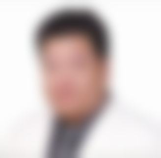 伍展立